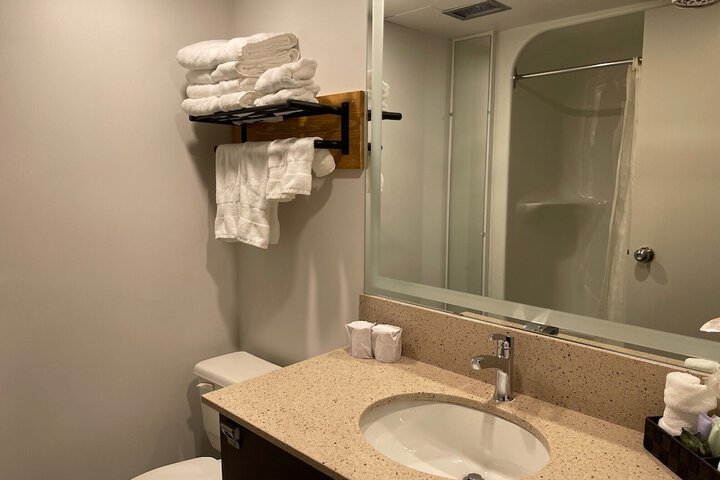 Room 21 of 40