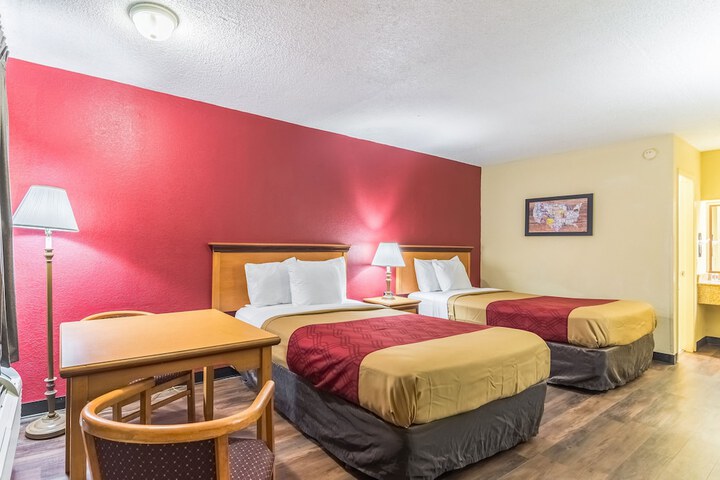 Room 7 of 26