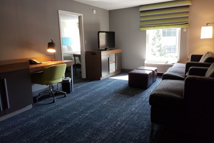 Room 114 of 169