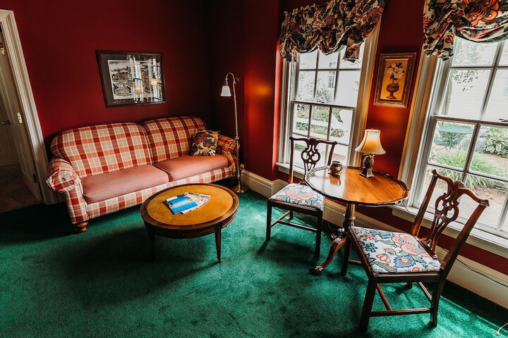 Room 26 of 35