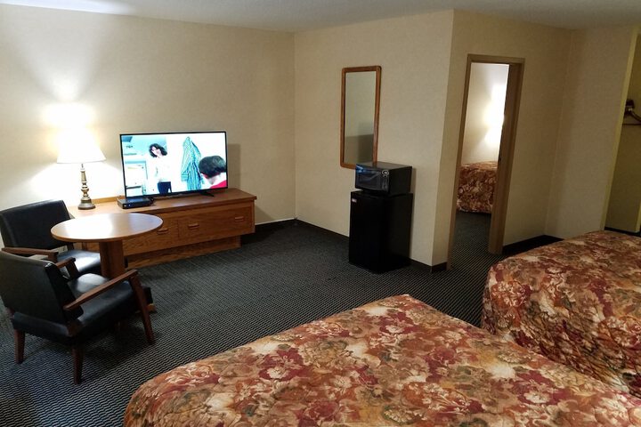 Room 30 of 43