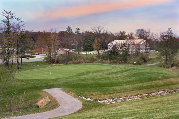 Holiday Inn Club Vacations Fox River Resort
