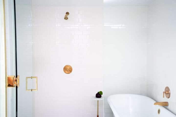 Room 21 of 111