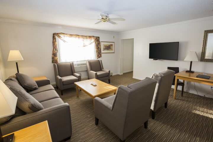 Tower Inn and Suites