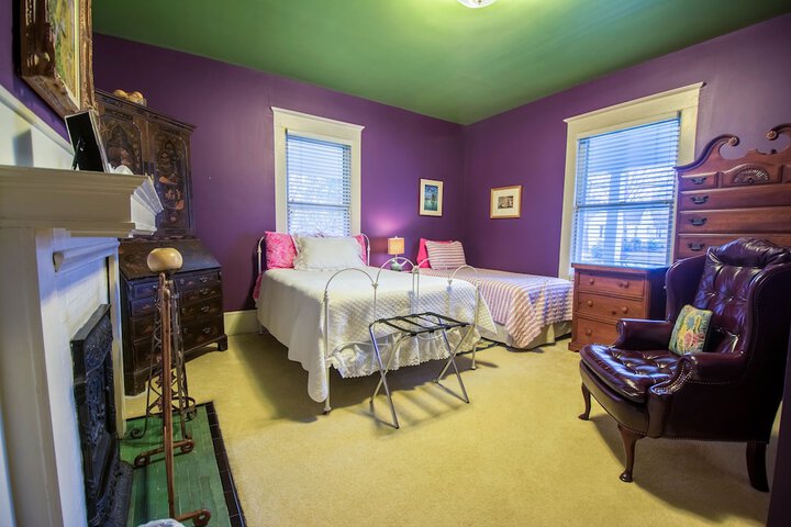 Room 12 of 35