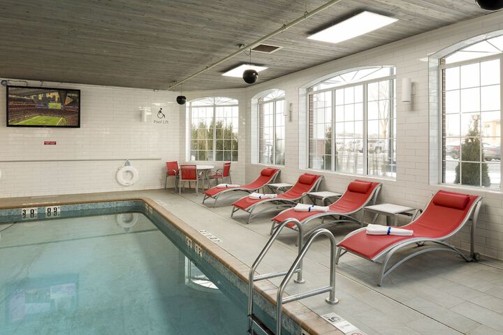 Pool 4 of 55