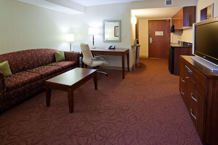 Room 22 of 42
