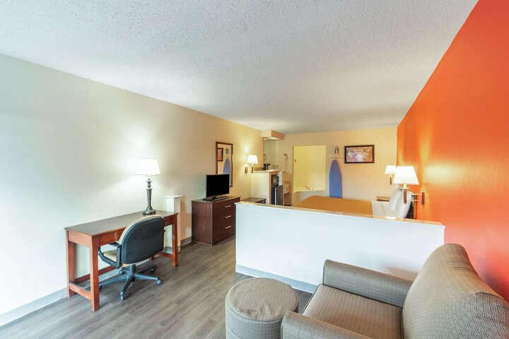 Room 5 of 21