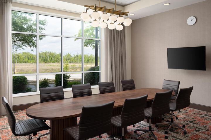 Embassy Suites by Hilton Charleston Airport Convention Ctr