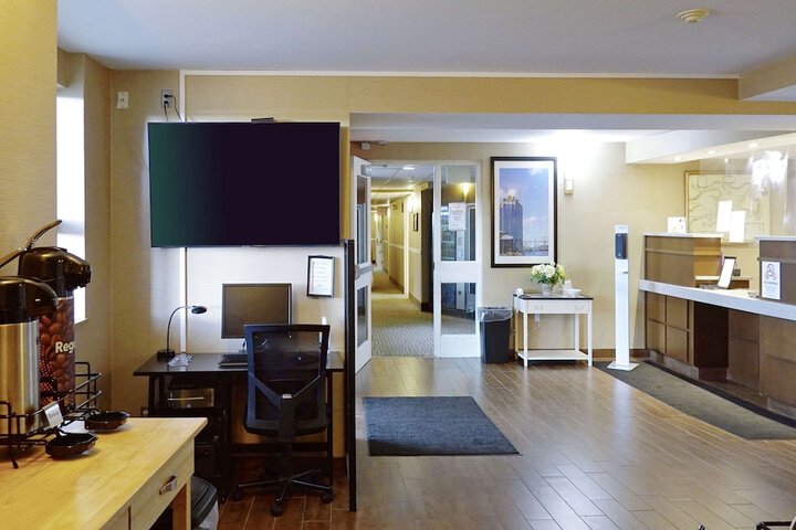 Hotel Interior 8 of 41