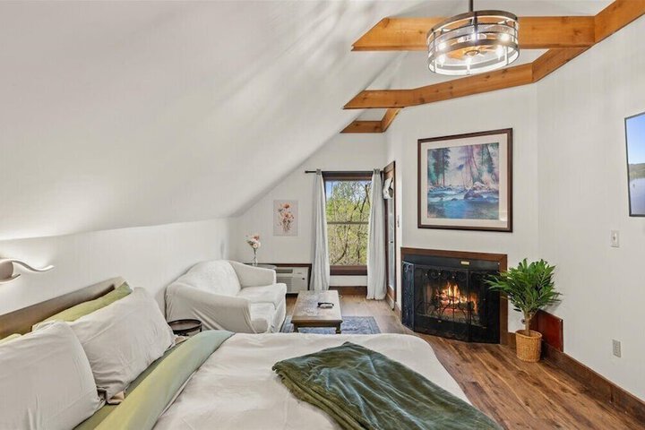 Laurel Valley Mountain Retreat