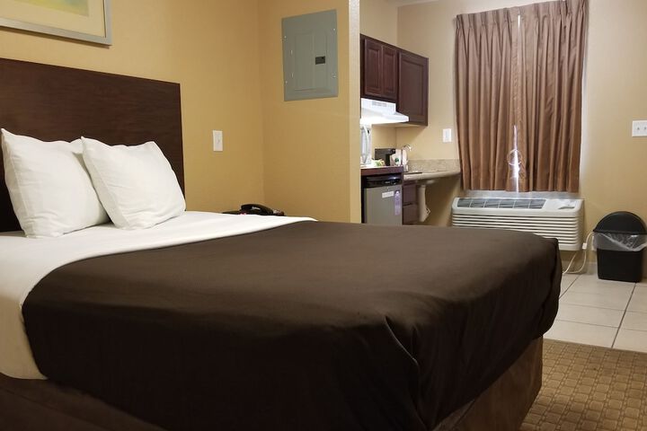 Room 26 of 59