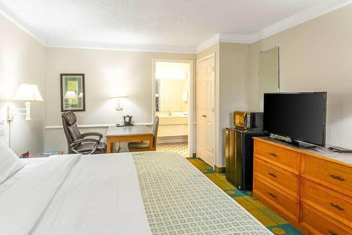 Rodeway Inn Huntsville West