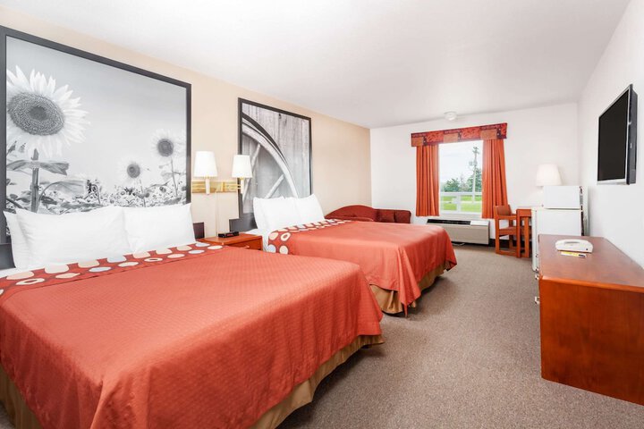 Room 10 of 15