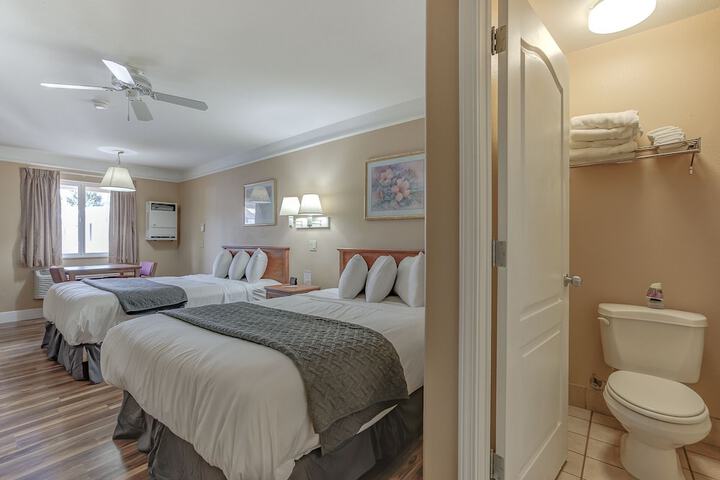 Shasta Pines Motel & Suites