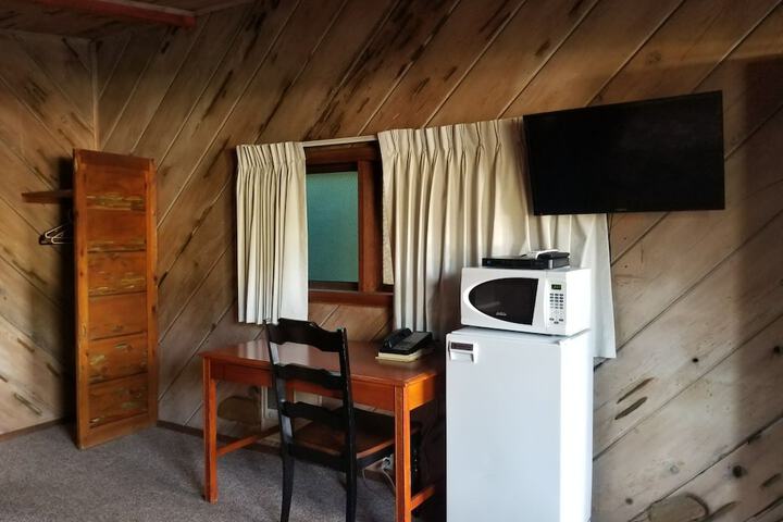 Room 13 of 23