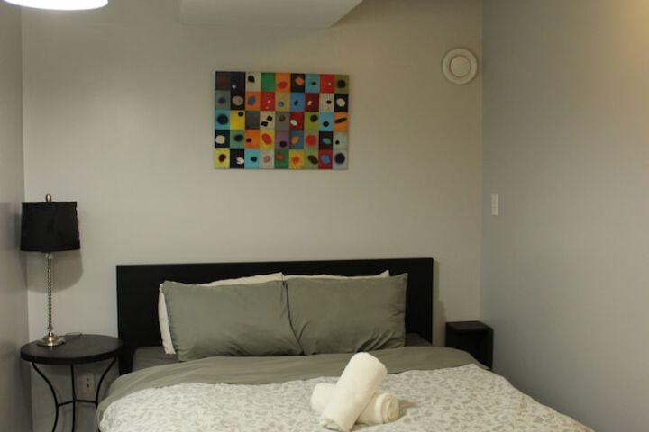 Room 33 of 56