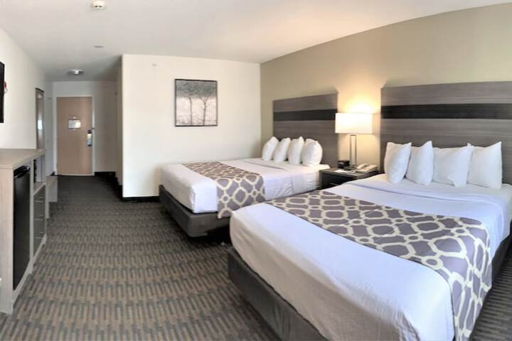 Room 18 of 21