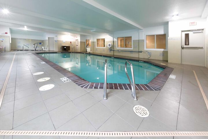 Holiday Inn Express & Suites Hood River by IHG