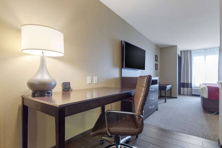 Room 10 of 35