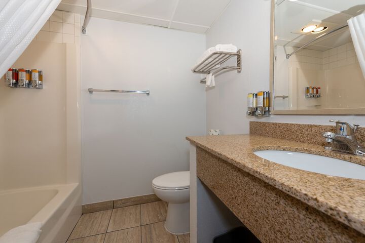Room 8 of 31