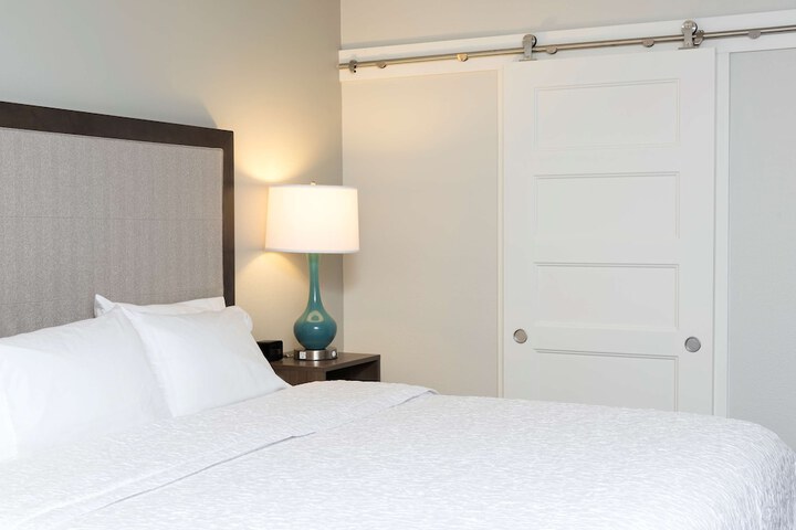 Room 15 of 29