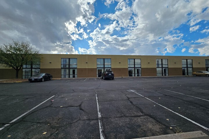Clarion Inn & Suites Roswell