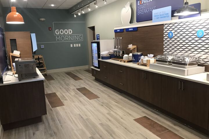 Holiday Inn Express & Suites Summerville by IHG