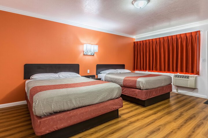Motel 6 Tremonton UT