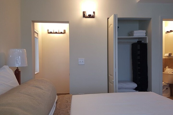 Room 41 of 85