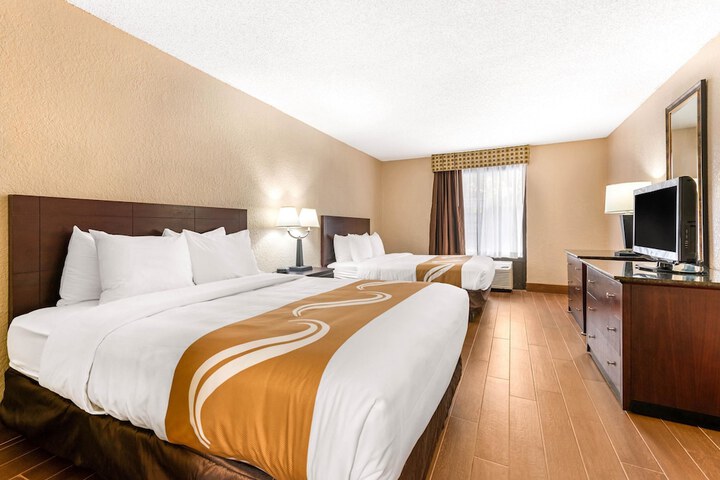 Room 20 of 27