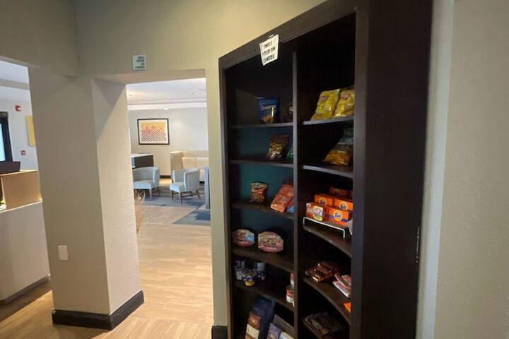 Comfort Inn & Suites Miami - Route 66