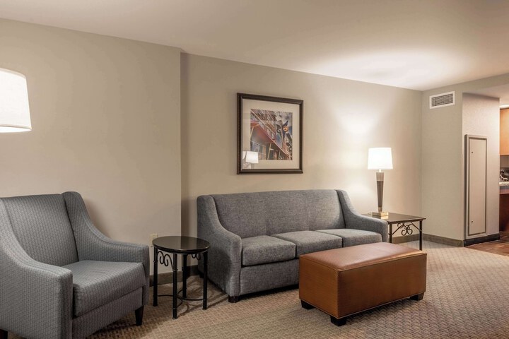 Room 70 of 120