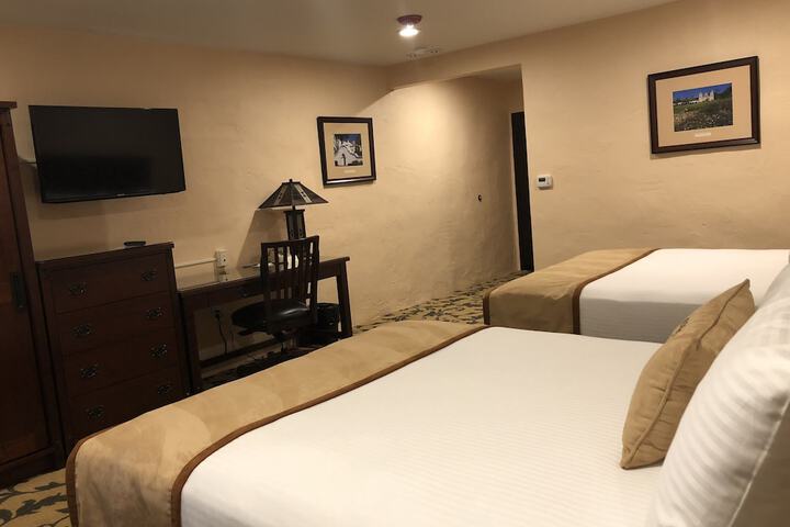 Room 37 of 80