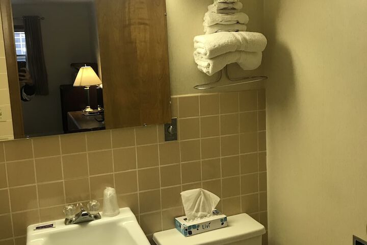 Room 56 of 61
