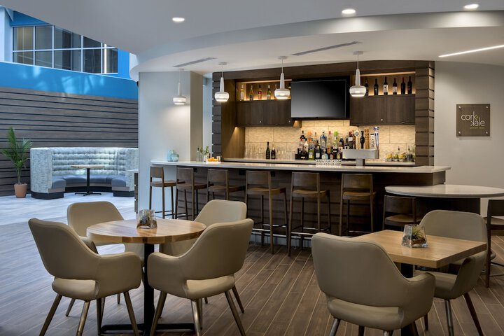 EVEN Hotel Pittsburgh Downtown by IHG