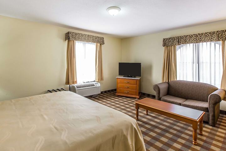 Room 13 of 29