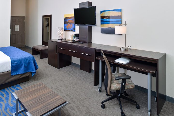 Holiday Inn Express St. Louis West - OFallon by IHG