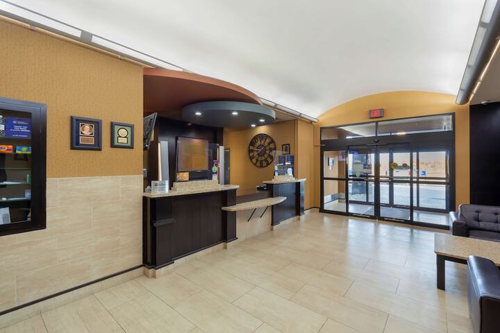 Hotel Interior 11 of 46