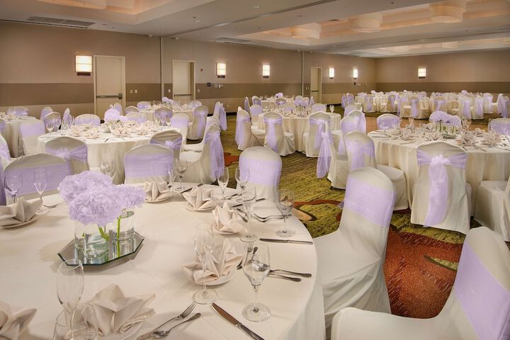 Ballroom/Hall 58 of 62