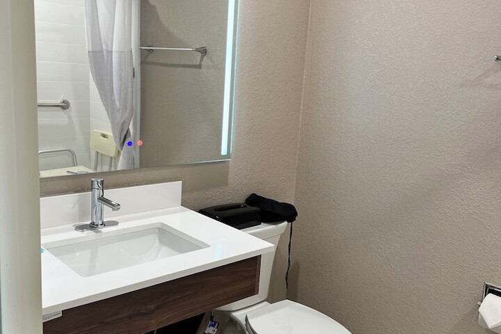 Norland Inn and Suites Roseau