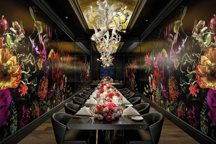 Dining 44 of 60