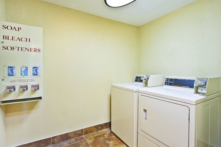 Holiday Inn Express Hotel & Suites Wabash by IHG