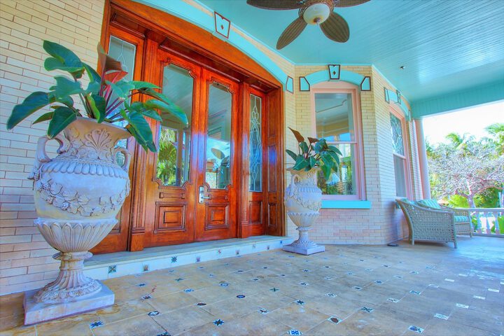 Southernmost House - Adult Exclusive