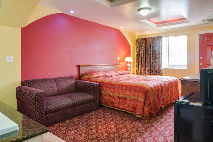 Room 20 of 82