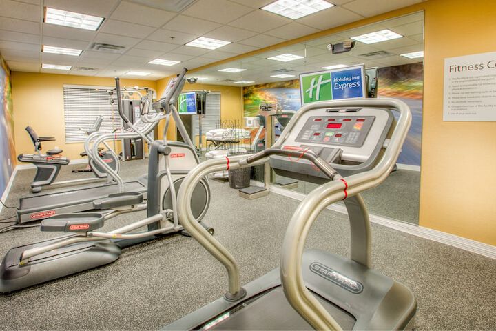 Holiday Inn Express Wichita South by IHG