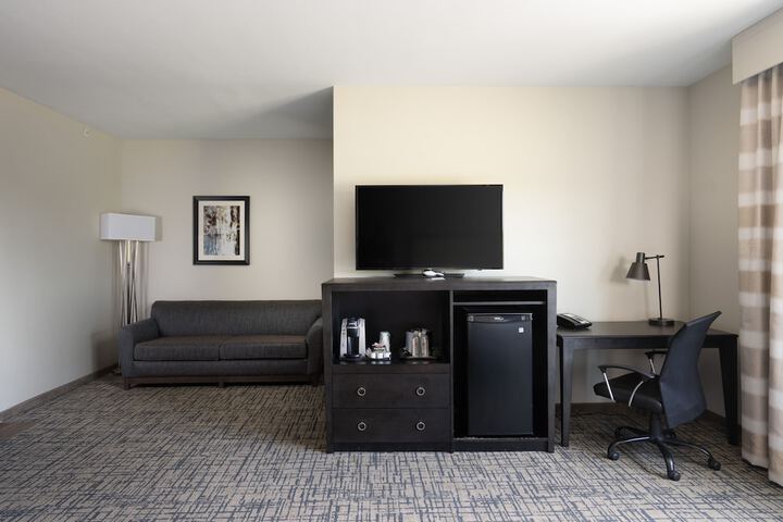 Room 25 of 58