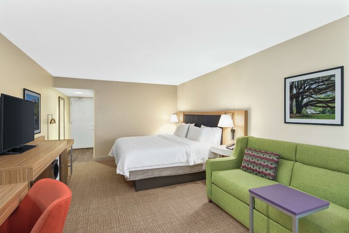 Room 15 of 22