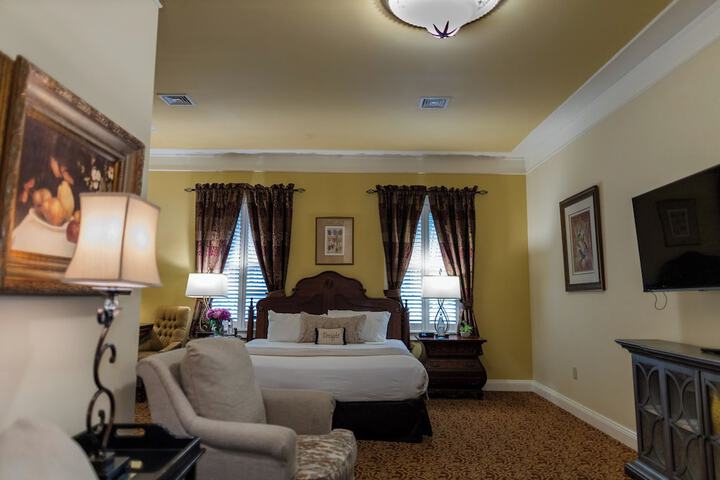 The Inn at Leola Village a Historic Hotel of America