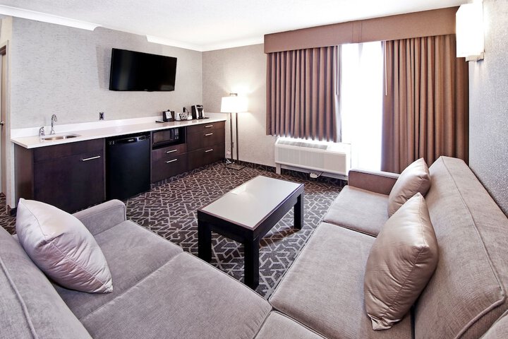 Room 36 of 109